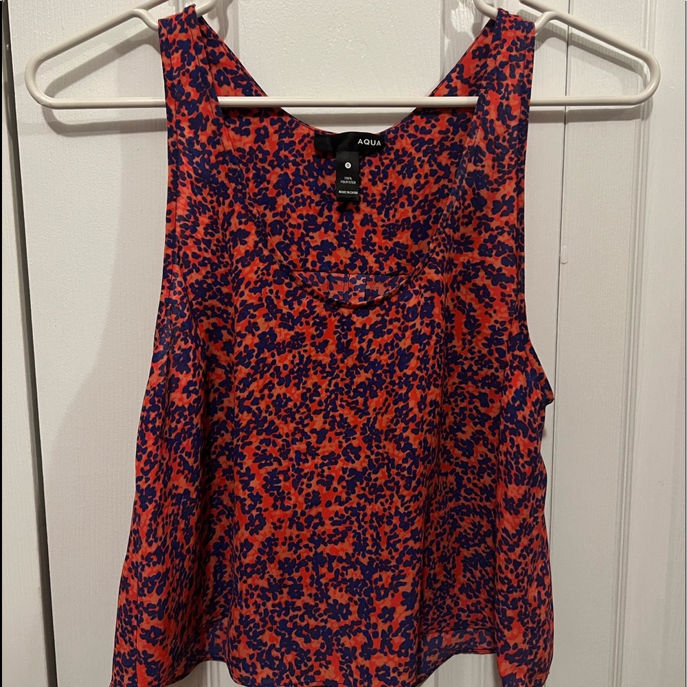 Womens cropped tank top